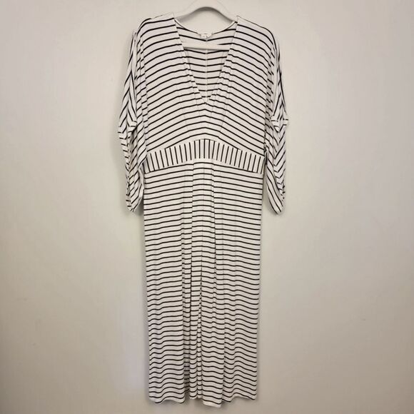 Ingrid & Isabel Striped Dress - Picture 4 of 8